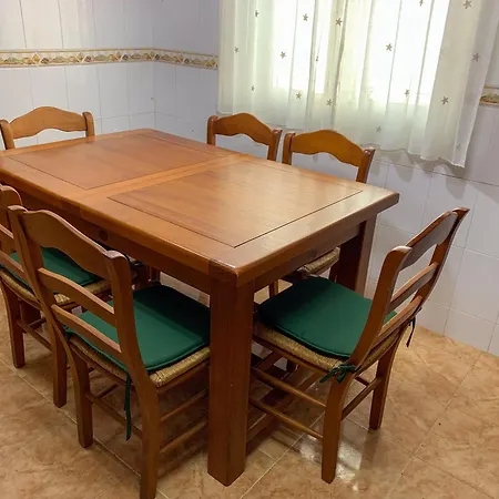 Casa Loto 度假居 埃斯特波纳