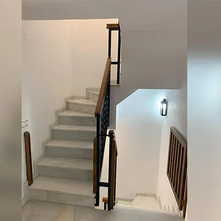 Casa Loto * 埃斯特波纳